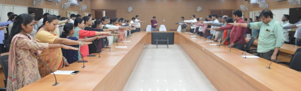 जिला कार्यालय में मनाया गया आतंकवाद विरोधी दिवस