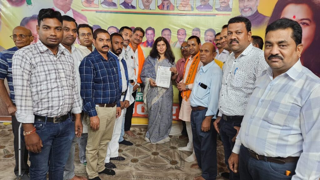 प्रधानमंत्री मोदी  की सरकार में  सरोज पांडेय के सांसद बनते ही  कोरबा लोकसभा क्षेत्र का होगा चौमुखी विकासबरसों से लंबित कार्य होंगे पूर्ण…