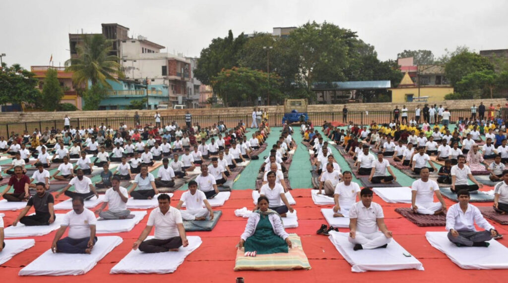 रायपुर : योग तन और मन को निरोग रखने की भारतीय विधा : विधायक सुश्री लता उसेंडी