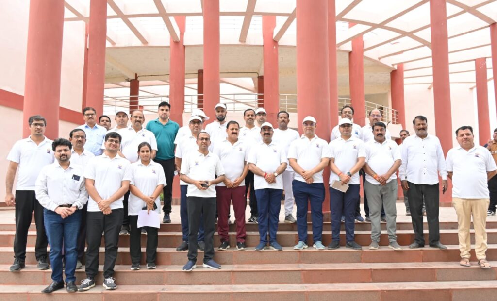 रायपुर : उप मुख्यमंत्री श्री अरुण साव ने अशोक वाटिका, कन्वेंशन सेंटर, विवेकानंद परिसर और एसएलआरएम सेंटर का किया निरीक्षण