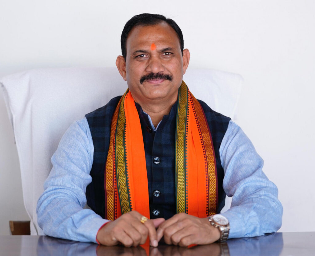 रायपुर : स्वास्थ्य मंत्री श्री जायसवाल का निर्देश, लापरवाही करने वालों पर होगी सख्त कार्रवाई, मानवीय पहलुओं का रखा जाए ध्यान…
