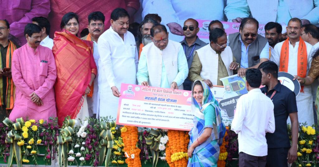 रायपुर : साय सरकार के परिवर्तनकारी कदम से संवर रहा छत्तीसगढ़