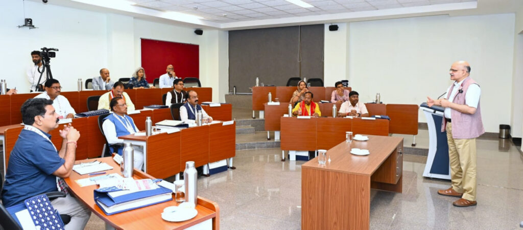 रायपुर : विशेष लेख : ‘विकसित छत्तीसगढ़ विजन’: नई ऊंचाईयों को छूने का संकल्प