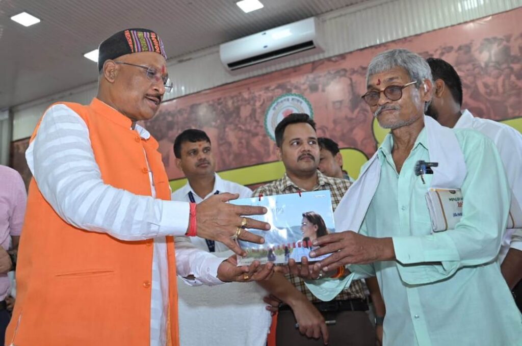रायपुर : मुख्यमंत्री श्री विष्णु देव साय ने आज जनदर्शन कार्यक्रम में आए दिव्यांगजनों के प्रति संवेदनशीलता दिखाई