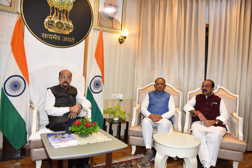 रायपुर : मनोनीत राज्यपाल श्री रमेन डेका से मुख्यमंत्री श्री साय ने प्रदेश के विकास पर की चर्चा