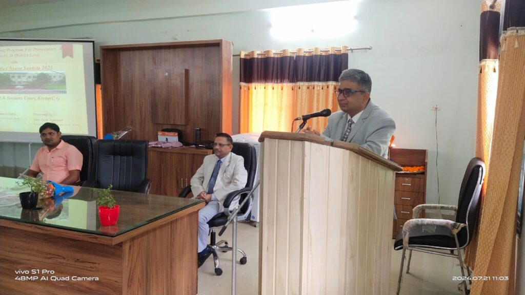 नवीन कानूनों के संबंध में एक दिवसीय कार्यशाला आयोजित