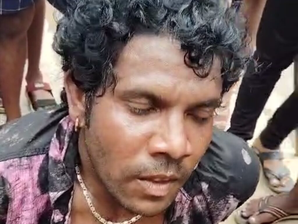 चोरी के लिए घुसने का आरोप लगा युवक को बांध कर लोगों ने पीटा..