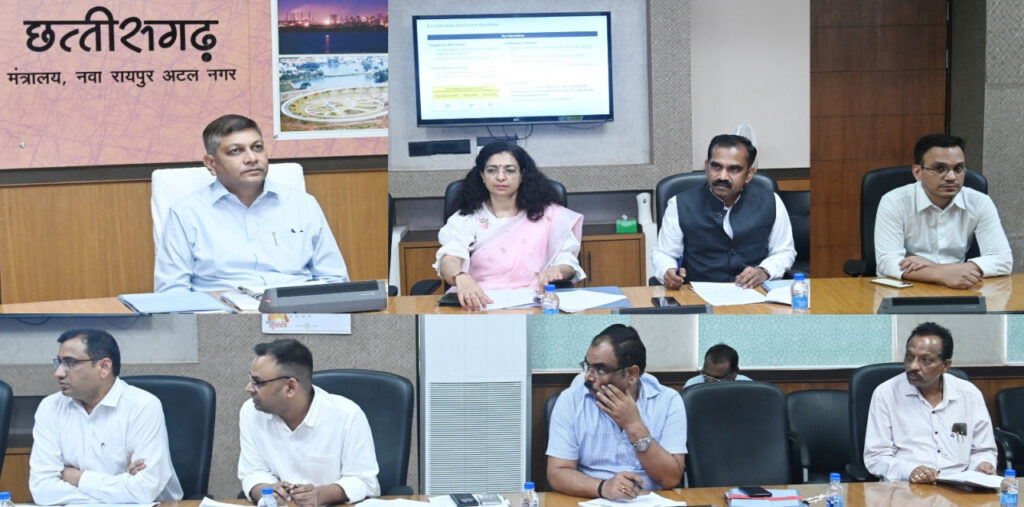 रायपुर : प्रधानमंत्री ई बस सेवा की राज्य स्तरीय स्टेयरिंग समिति की बैठक सम्पन्न