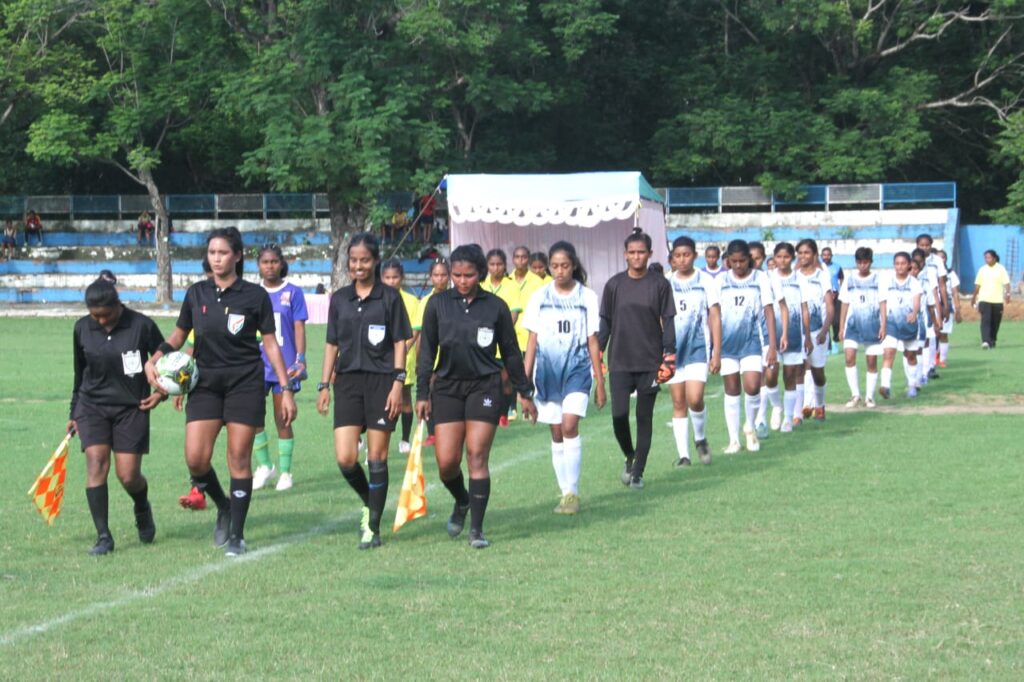 एनटीपीसी कोरबा ने अंतर-जिला जूनियर गर्ल्स फुटबॉल चैम्पियनशिप और कोचिंग कैंप का शुभारंभ किया