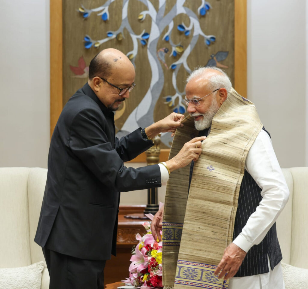 रायपुर : प्रधानमंत्री श्री नरेंद्र मोदी से राज्यपाल श्री रमेन डेका ने की सौजन्य मुलाकात