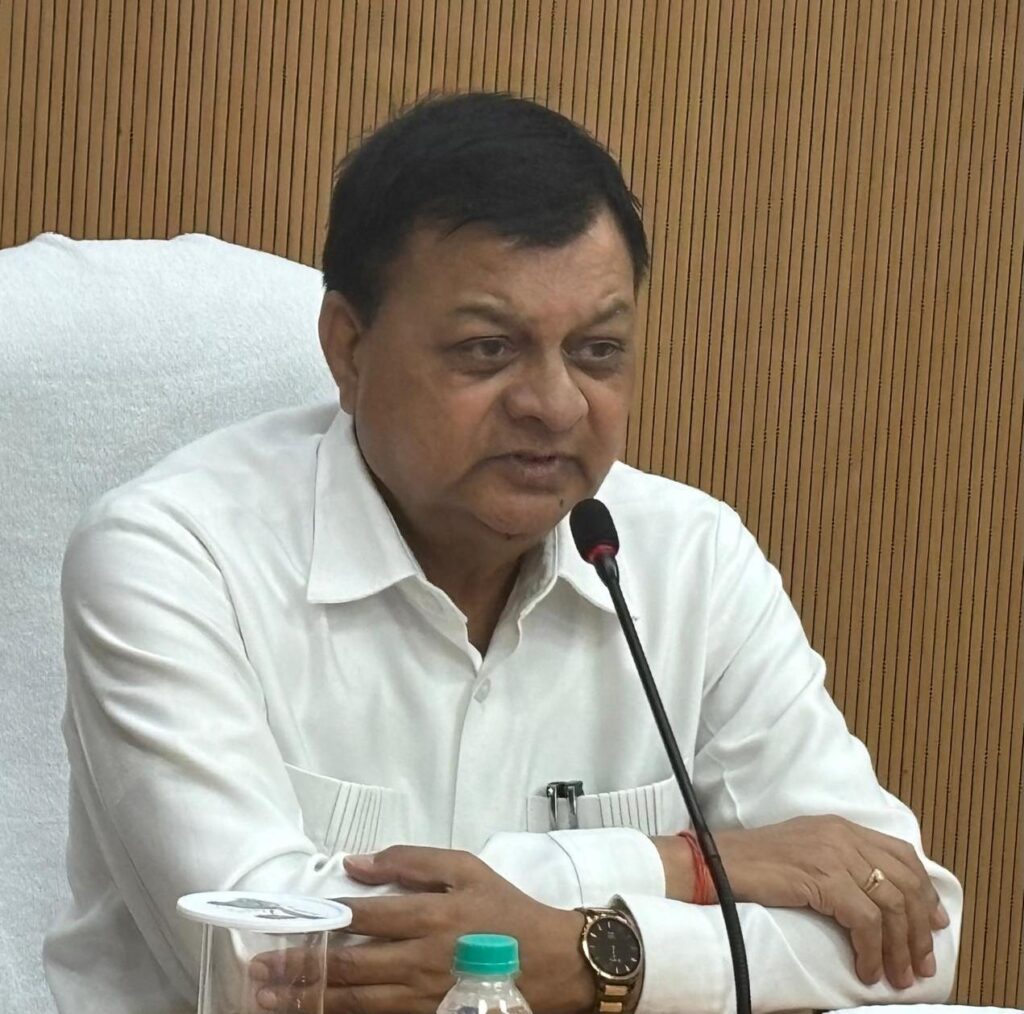 रायपुर : कोरबा इलाके में सड़कों का तेजी से हो रहा निर्माण