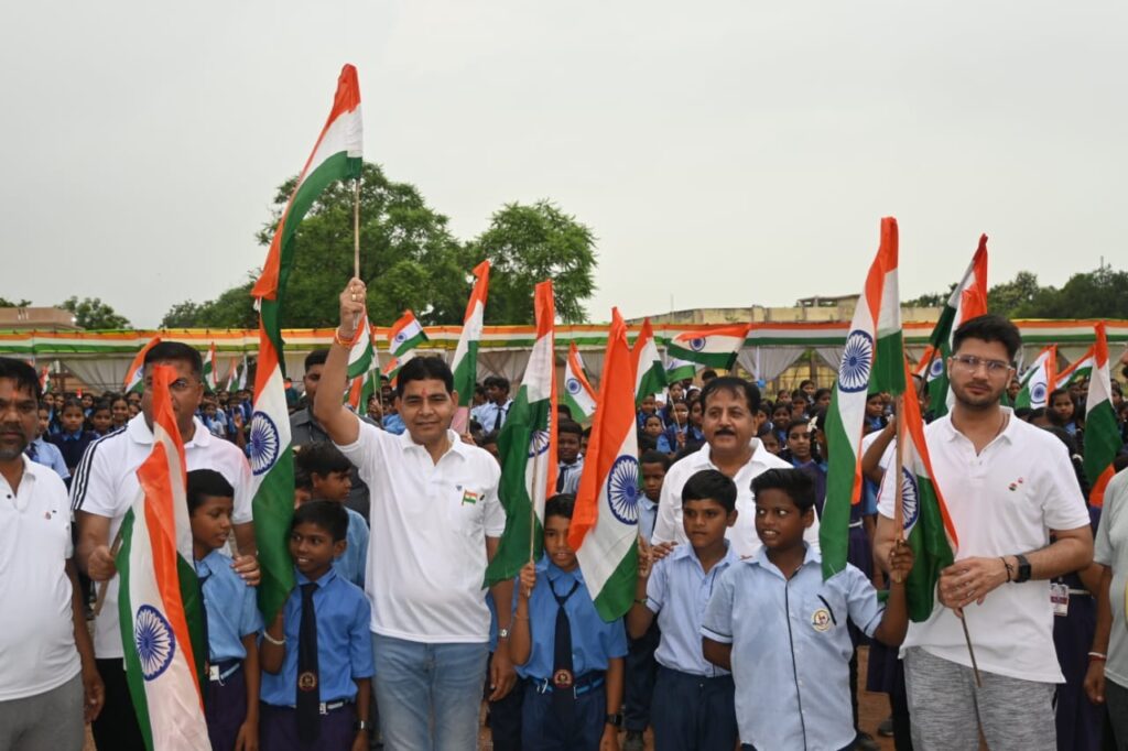 रायपुर : राष्ट्र के प्रति प्रेम, आपसी सौहार्द, एकता और अखंडता को बढ़ावा देना स्वतंत्रता दौड़ का मुख्य उद्देश्य : श्री टंक राम वर्मा