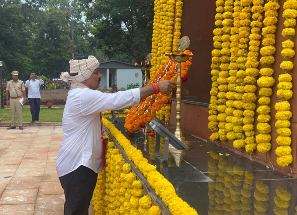 रायपुर : हर महीने के दूसरे बुधवार को प्रत्येक रेंज के आईजी शहीद परिवारों की समस्याओं को सुनेंगे-उप मुख्यमंत्री श्री विजय शर्मा