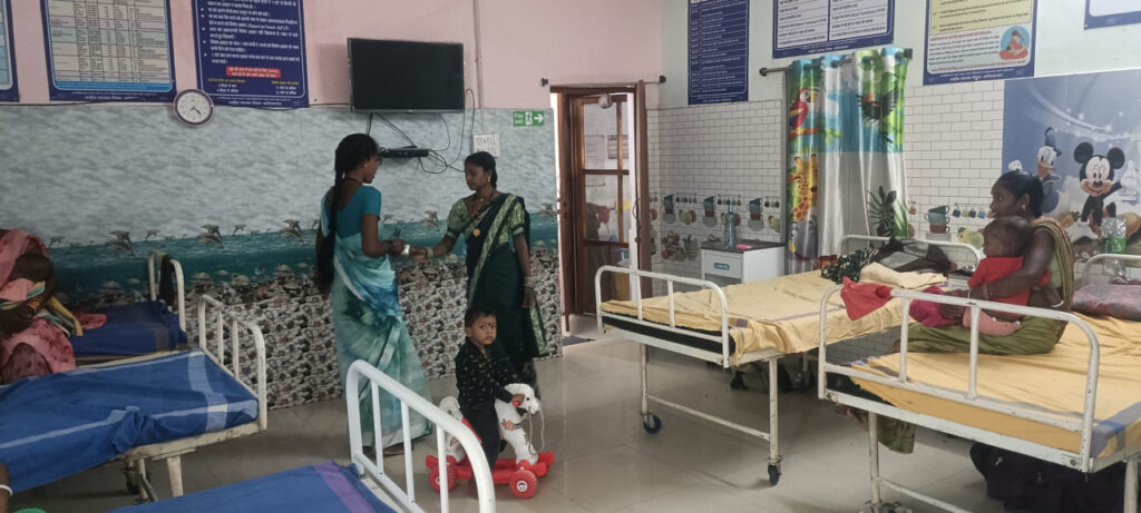 रायपुर : पोषण पुनर्वास केंद्रों से आ रही है बच्चों के चेहरे पर मुस्कान