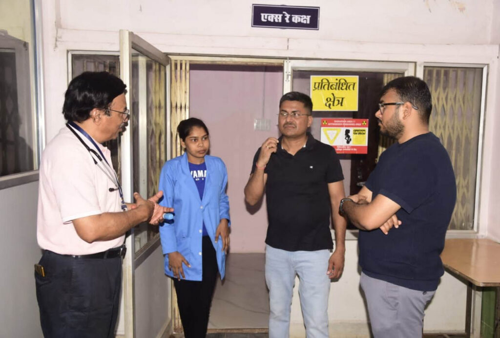 रायपुर : सिम्स व जिला अस्पताल में बहुत जल्द मिलेगी व्हाट्सएप से पैथोलॉजी जांच रिपोर्ट