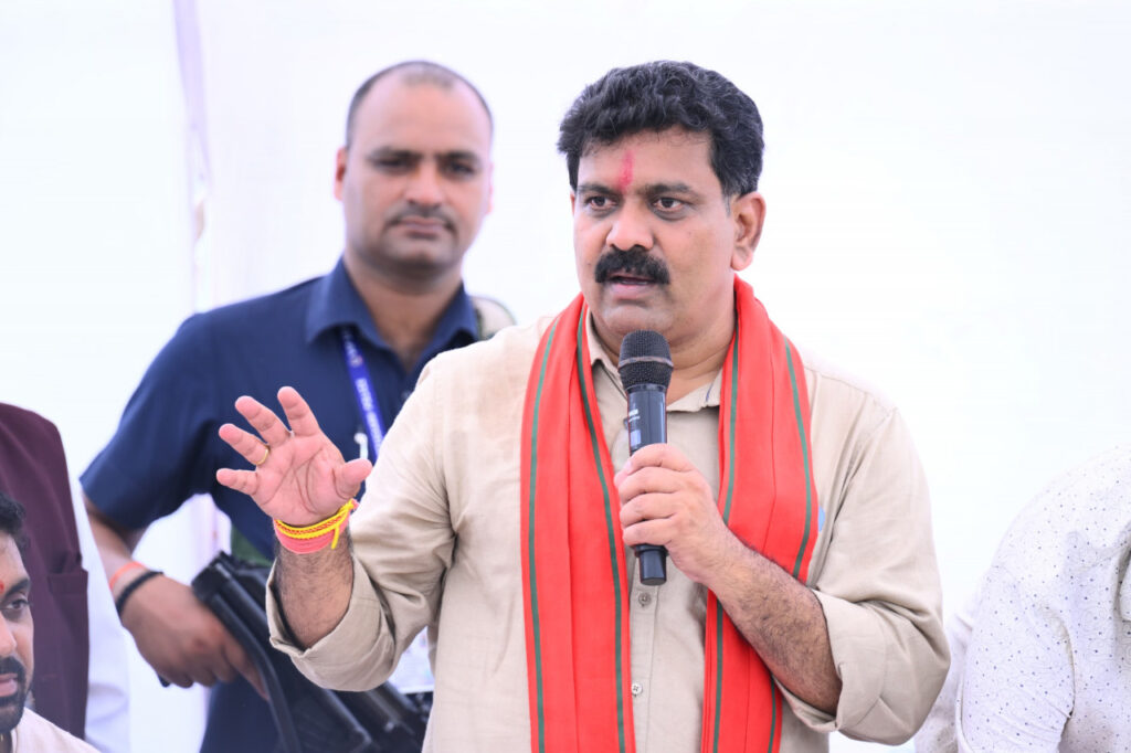 रायपुर : साय सरकार में ग्रामीण क्षेत्रों का विकास करना सर्वोच्च प्राथमिकता– उपमुख्यमंत्री श्री विजय शर्मा