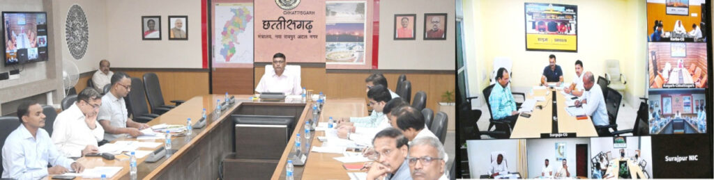 रायपुर : मुख्य सचिव ने योजनाओं के क्रियान्वयन की समीक्षा की
