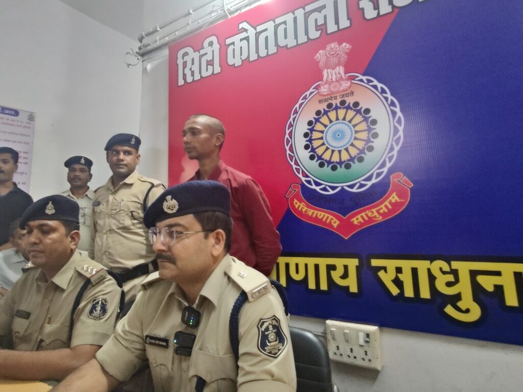 जन्मदिन पर छक कर पी शराब फिर नशे में विवाद के बाद दोस्त की दिनदहाड़े चाकू से गोदकर हत्या…