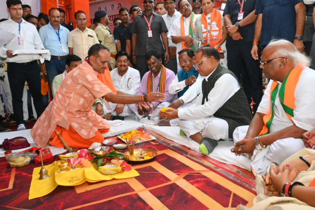 रायपुर : मुख्यमंत्री श्री विष्णु देव साय ने सूरजपुर जिले को दी करोड़ों की सौगात