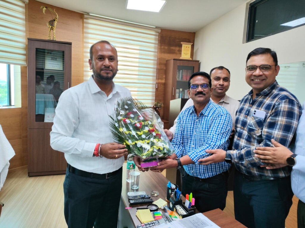 रायपुर : नवपदस्थ मिशन संचालक श्री विजय दयाराम के. ने किया पदभार ग्रहण