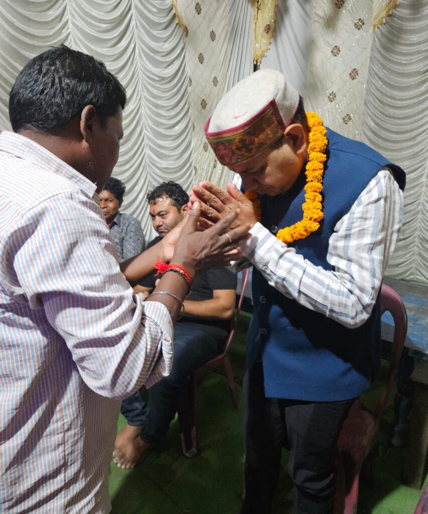 ज़िला ऑटो संघ के शपथ ग्रहण समारोह और कर्मा महोत्सव में पार्षद नरेंद्र देवांगन हुए शामिल…