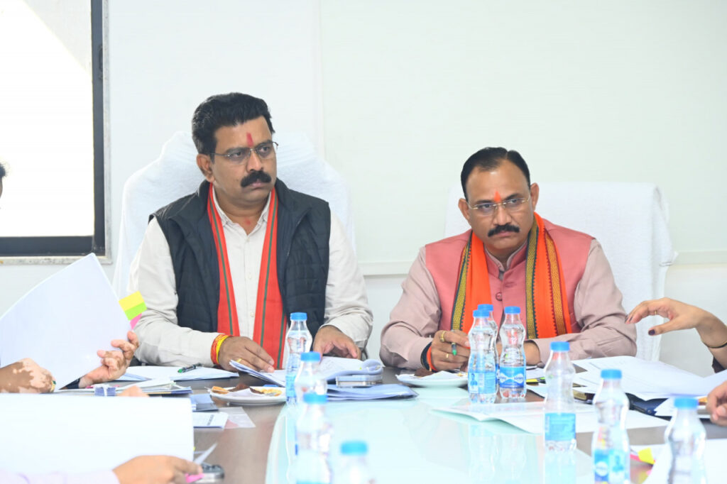 रायपुर : नशीली दवाओं के विक्रय करने वालों पर होगी कठोर वैधानिक कार्यवाही: उपमुख्यमंत्री श्री विजय शर्मा