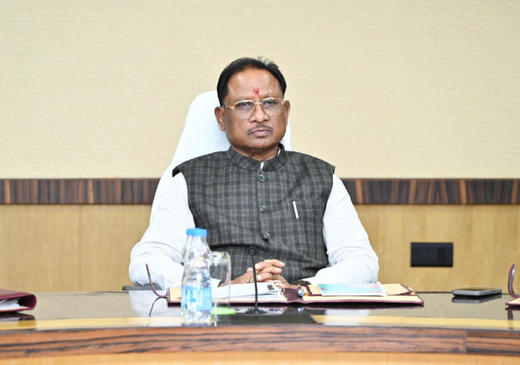 रायपुर : मुख्यमंत्री श्री विष्णु देव साय की अध्यक्षता में मंत्रालय, महानदी भवन में कैबिनेट की बैठक शुरू
