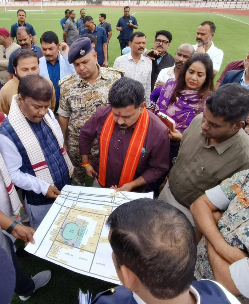 रायपुर : उप मुख्यमंत्री श्री विजय शर्मा ने लिया बस्तर ओलंपिक 2024 संभाग स्तरीय प्रतियोगिता के आयोजन की समीक्षा बैठक
