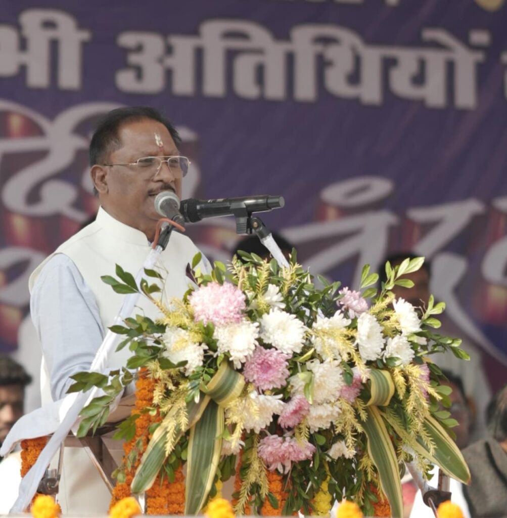 रायपुर : बाबा गुरू घासीदास के मनखे-मनखे एक समान का संदेश आज भी प्रासंगिक: मुख्यमंत्री श्री विष्णु देव साय