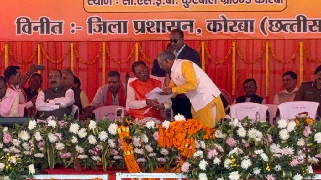 महापौर ने मुख्य मंत्री को दिया 154 करोड़ के विकास कार्यों का प्रस्ताव.