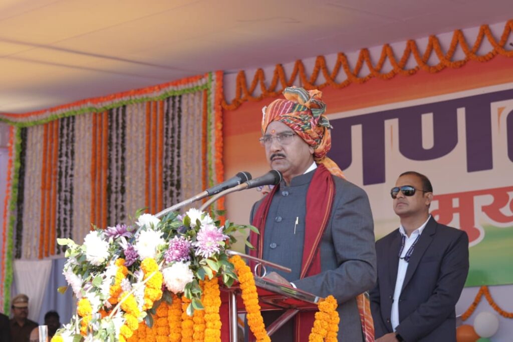 रायपुर : कोरबा में केंद्रीय राज्य मंत्री श्री तोखन साहू ने फहराया राष्ट्रीय ध्वज