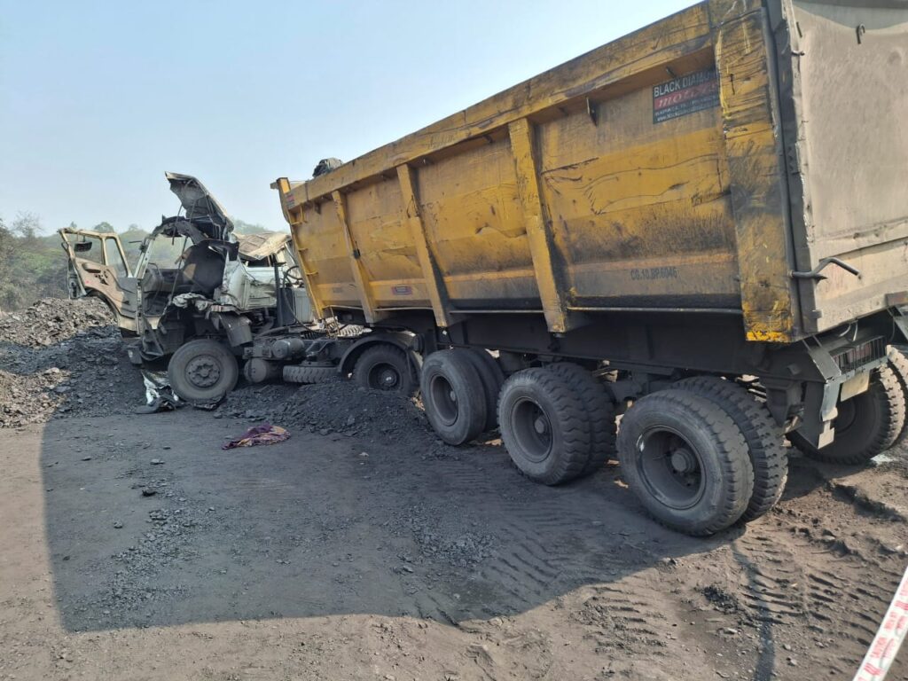 SECL दीपका खदान में तेज रफ्तार ट्रेलर अनियंत्रित होकर पलटा… हेल्पर की मौत