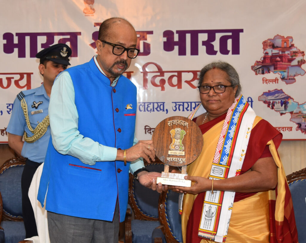 रायपुर : हर राज्य की अपनी एक विशिष्ट पहचान है-राज्यपाल श्री डेका