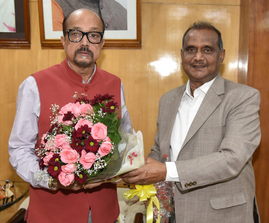 रायपुर : राज्यपाल श्री डेका को कुलपतियों ने दी नए वर्ष की शुभकामनाएं