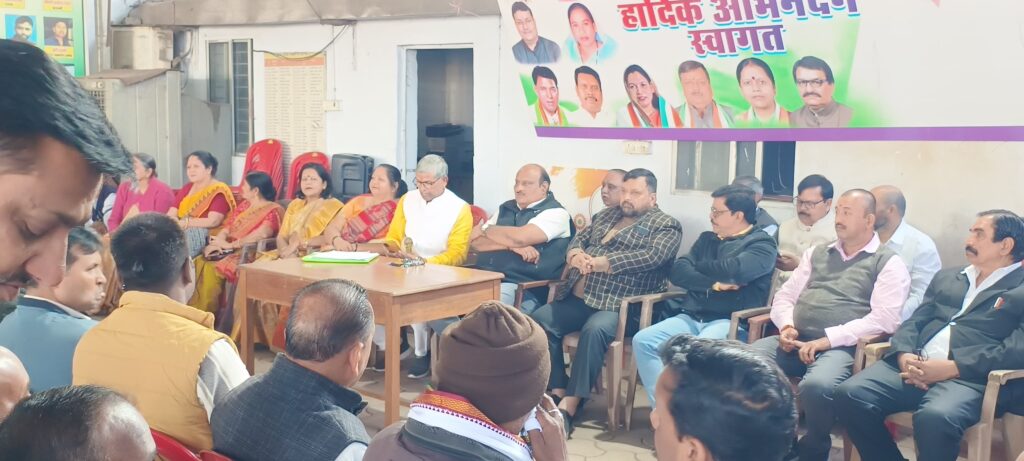 कांग्रेस का हर एक कार्यकर्ता कांग्रेस का परिवार: जयसिंह अग्रवाल