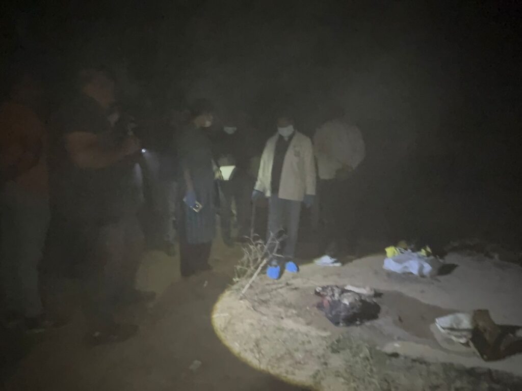 हसदेव नदी में प्लास्टिक के थैले में युवती के सिर, कलाई और पंजा काटकर डालने के मामले मे 15 दिन बाद भी लाश की शिनाख्त नहीं…कपड़ों के आधार पर जांच कर रही पुलिस…
