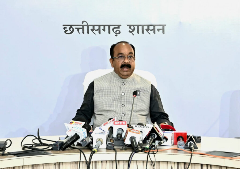 रायपुर : उप मुख्यमंत्री श्री अरुण साव ने कैबिनेट की बैठक में लिए गए निर्णयों की जानकारी दी