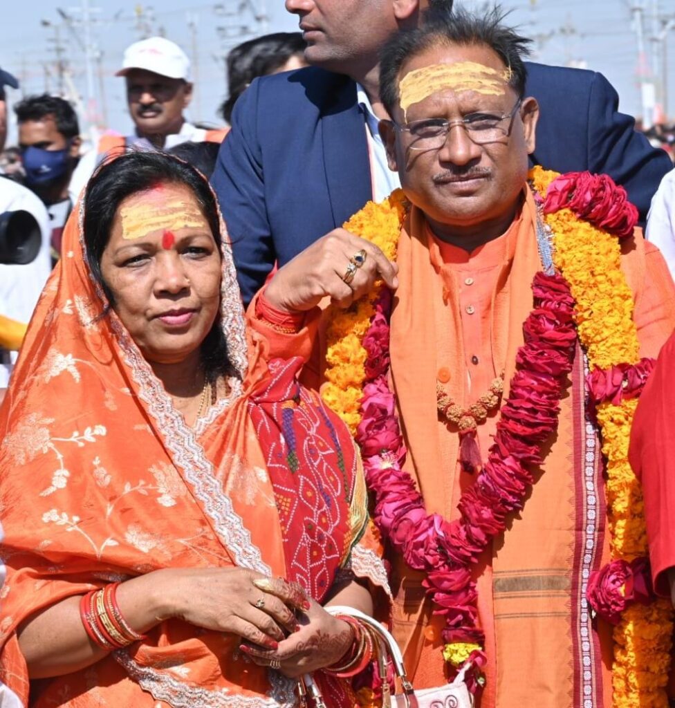 रायपुर : प्रयागराज महाकुंभ 2025 : मुख्यमंत्री श्री विष्णु देव साय ने त्रिवेणी संगम में किया पुण्य स्नान, प्रदेशवासियों की सुख-समृद्धि की कामना की