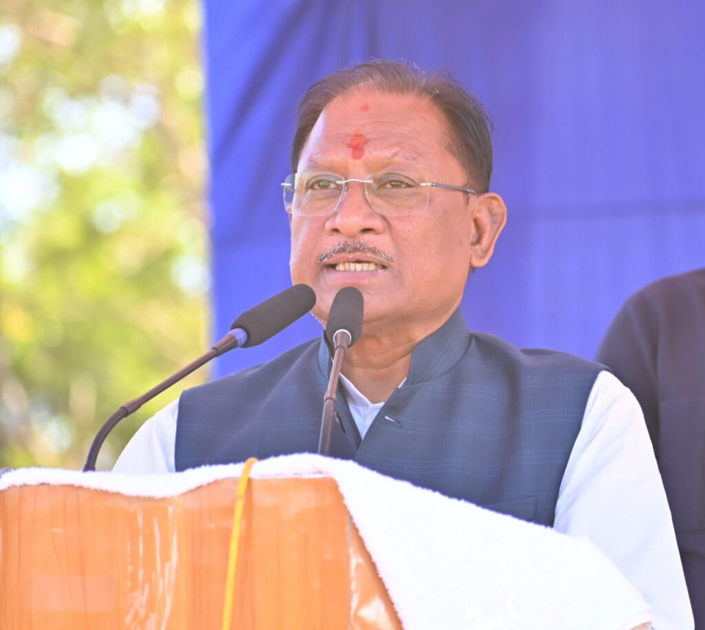 रायपुर : मुख्यमंत्री श्री विष्णुदेव साय अखिल भारतीय गोल्ड कप फुटबॉल प्रतियोगिता के समापन समारोह में हुए शामिल