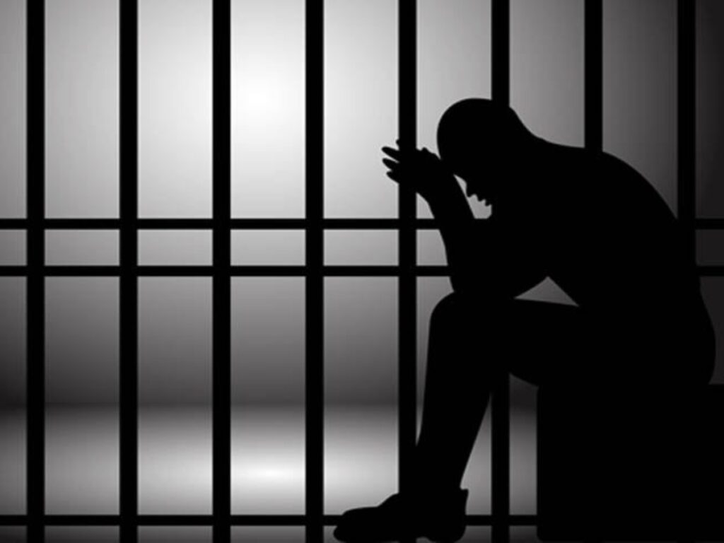 ब्रेकअप के बाद प्रेमिका की का सिर कुचल कर हत्या करने वाले प्रेमी को उम्रकैद की सजा…प्रथम अपर सत्र न्यायालय ने सुनाया फ़ैसला…