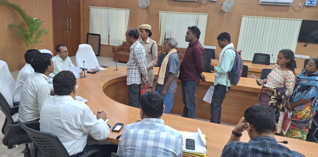 जनदर्शन में सुनी गई आम लोगो की फरियाद, जनदर्शन में कुल 58 आवेदन प्राप्त