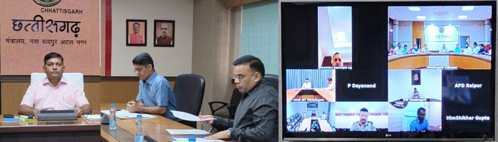 रायपुर : छत्तीसगढ़ विधानसभा के रजत जयंती वर्ष के अवसर पर भारत की राष्ट्रपति माननीय द्रोपदी मुर्मु के छत्तीसगढ़ प्रवास के दौरान आवश्यक व्यवस्थाएं सुनिश्चित करने के लिए मुख्य सचिव श्री अमिताभ जैन ने मंत्रालय महानदी भवन में उच्च स्तरीय बैठक ली