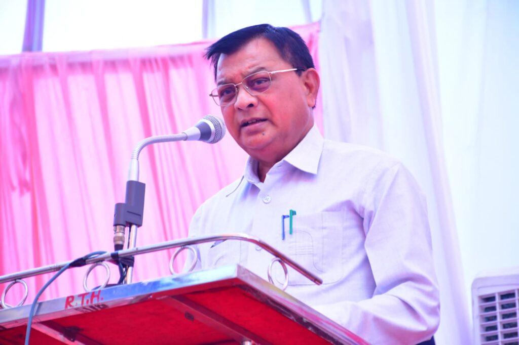नव दाम्पत्य जीवन में प्रवेश करने वाले दम्पतियों को कैबिनेट मंत्री श्री देवांगन ने दी शुभकामनाएं