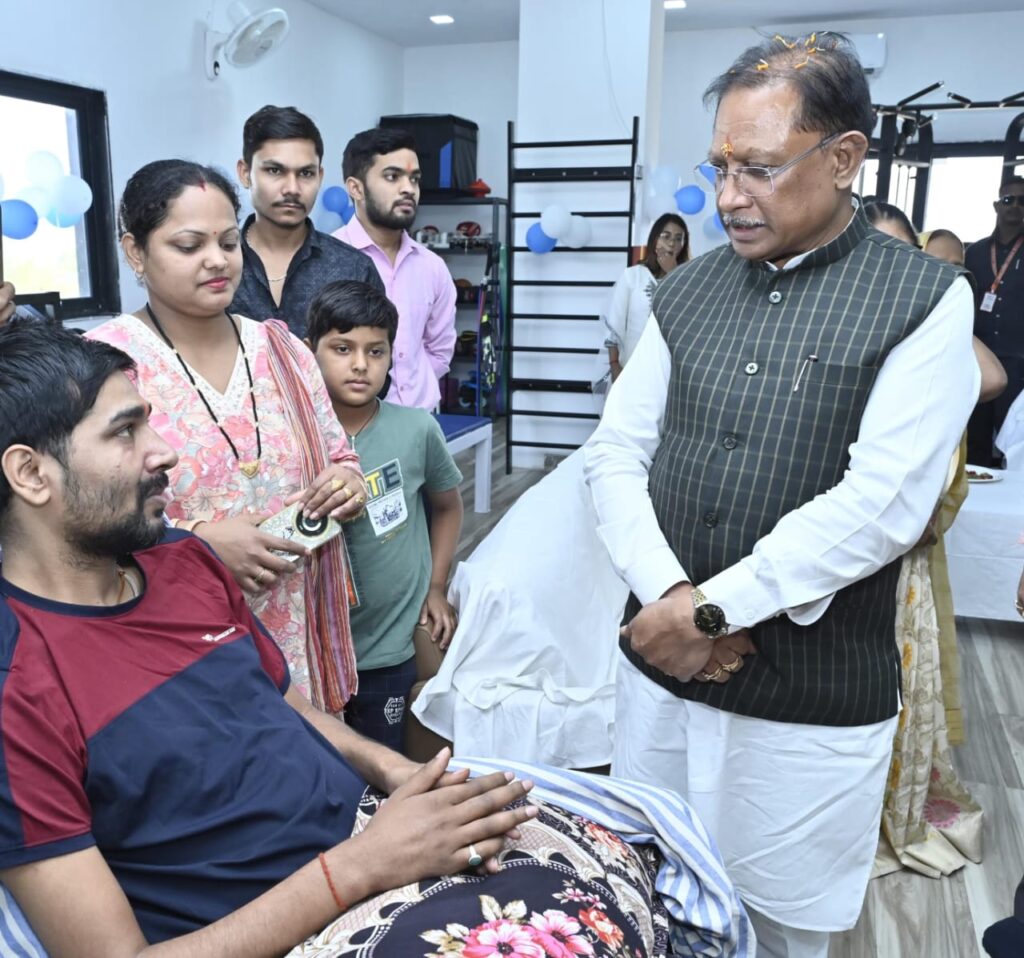 रायपुर : मुख्यमंत्री श्री विष्णु देव साय ने न्यूरो स्पाइन रिहैबिलिटेशन सेंटर का किया शुभारंभ
