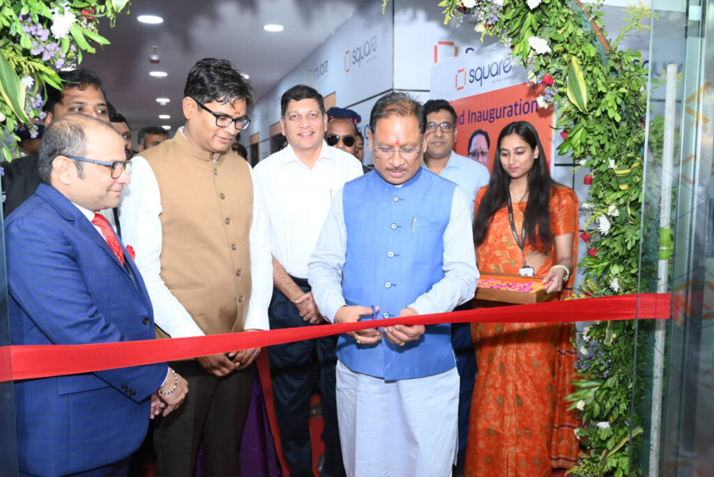 रायपुर : मुख्यमंत्री श्री विष्णु देव साय ने स्क्वायर बिजनेस सर्विसेज को किया ऑफिस स्पेस आबंटित : नवा रायपुर को देश का अगला आईटी हब बनाने की दिशा में बड़ा कदम