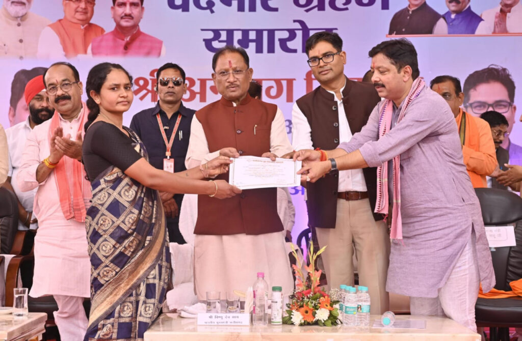 रायपुर : प्रत्येक जरूरतमंद को किफायती आवास उपलब्ध कराने के लिए सरकार कर रही है भगीरथ प्रयास : मुख्यमंत्री श्री साय