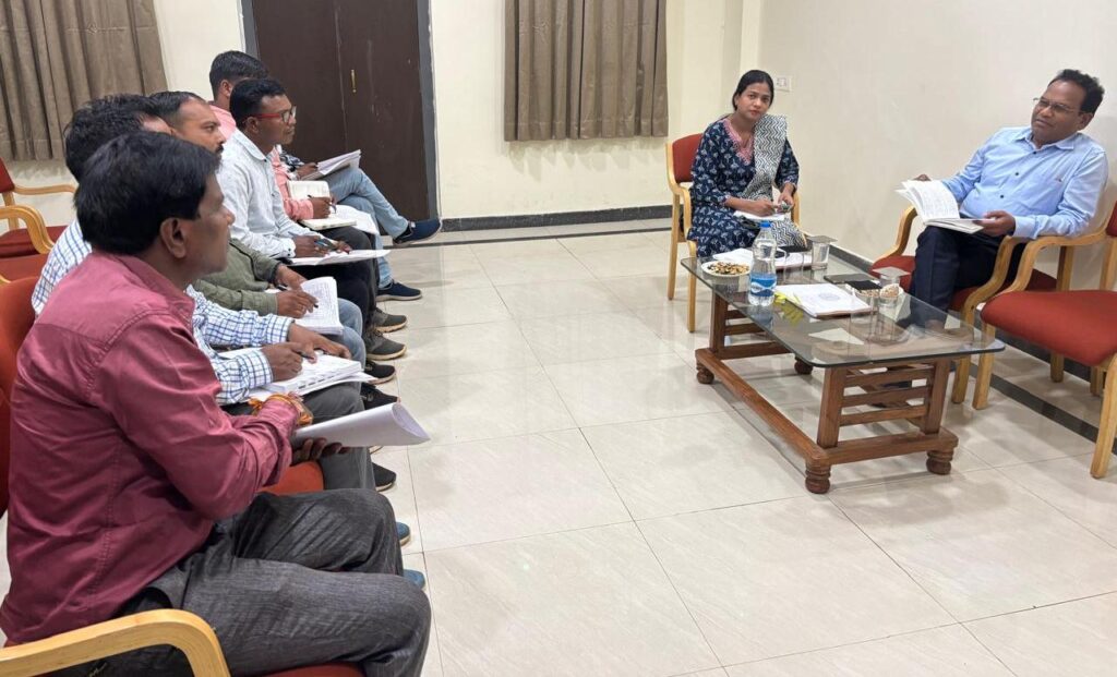 रायपुर : कन्या छात्रावासों में सुरक्षा के मद्देनजर महिला होमगार्ड की तैनाती सुनिश्चित हो: आयुक्त श्री एल्मा