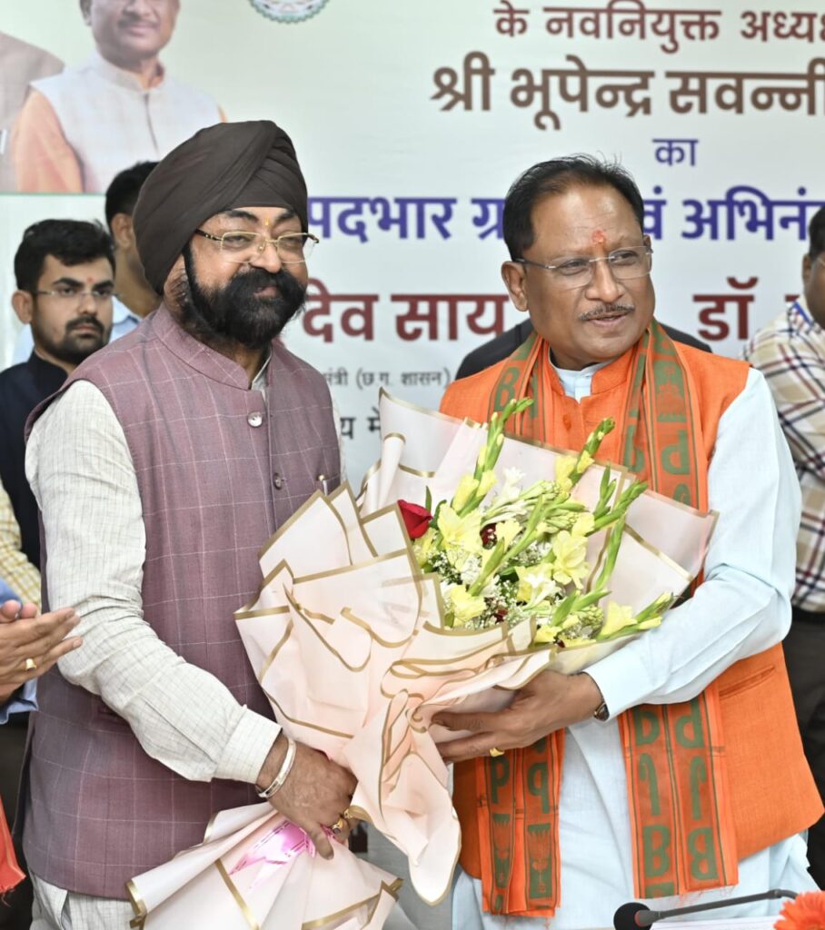 रायपुर : मुख्यमंत्री श्री विष्णु देव साय क्रेडा के नवनियुक्त अध्यक्ष श्री भूपेंद्र सवन्नी के पदभार ग्रहण समारोह में हुए शामिल