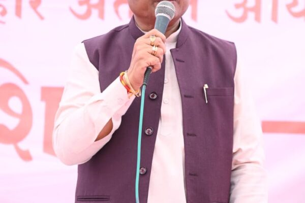 हम आपके सेवक है और आप अपनी समस्याओं को जरूर बताएं : मुख्यमंत्री