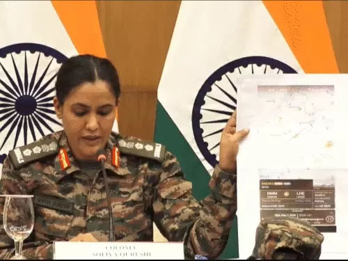 कर्नल सोफिया बोलीं- पाकिस्तान नागरिकों को ढाल बना रहा: 400 तुर्किये ड्रोन दागे; अपने एयरस्पेस में यात्री विमान उड़ने दिए, ताकि भारत जवाबी हमला न करे…